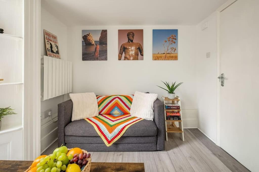 Quiet Terraced For Relaxing Escapes * Londra