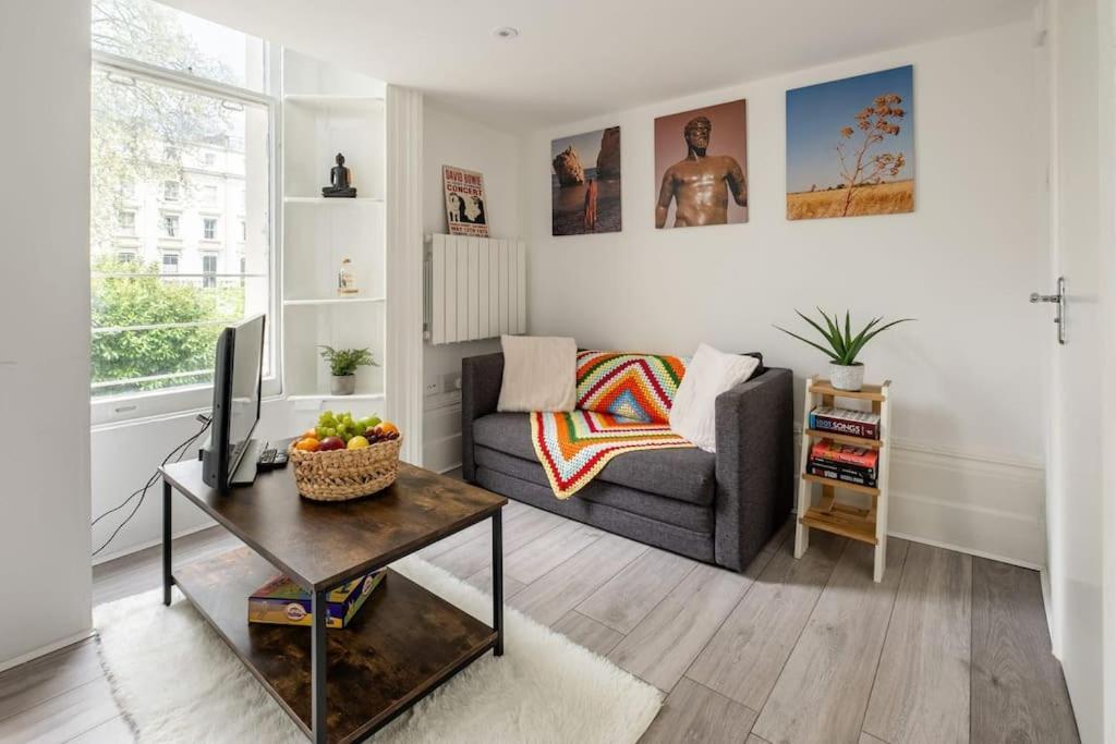 Quiet Terraced For Relaxing Escapes